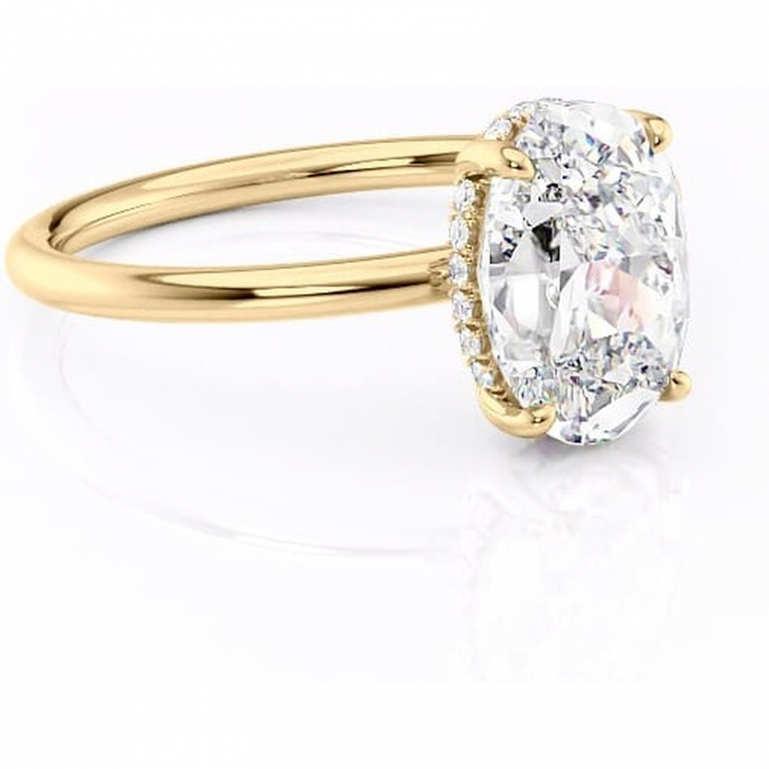 Inel de logodnă Nyla din aur Galben 14kt cu moissanite tăietură ovală – Montură Kamellie joasă rafinată pentru profil jos | Personalizează și configurează gratuit online [1]