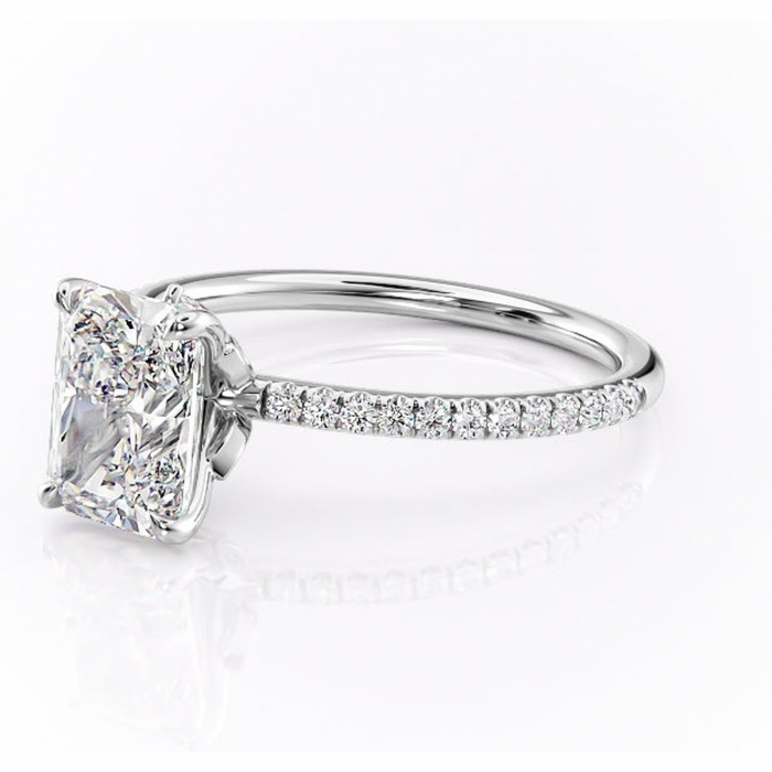 Inel de logodnă Onyxia din aur Alb 14kt cu moissanite tăietură radiantă – Montură pavé rafinată pentru profil înalt | Personalizează și configurează gratuit online [7]