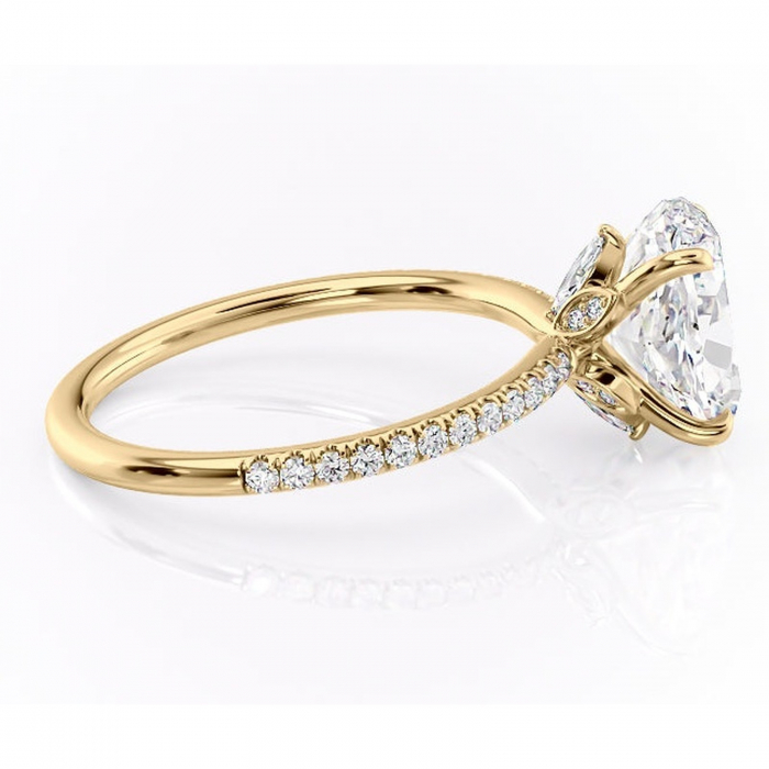 Inel de logodnă Onyxia din aur Galben 18kt cu moissanite tăietură ovală – Montură pavé rafinată pentru profil înalt | Personalizează și configurează gratuit online [2]