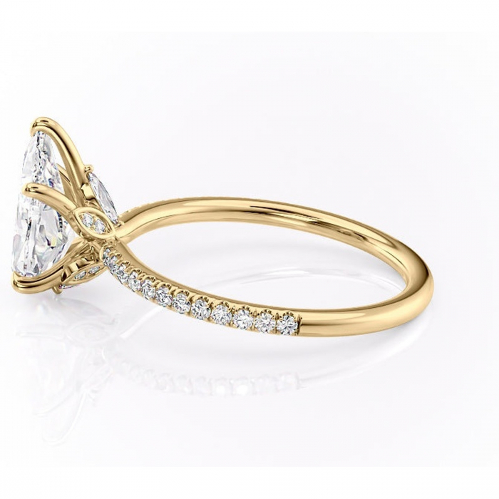 Inel de logodnă Onyxia din aur Galben 18kt cu moissanite tăietură pară – Montură pavé rafinată pentru profil înalt | Personalizează și configurează gratuit online [6]