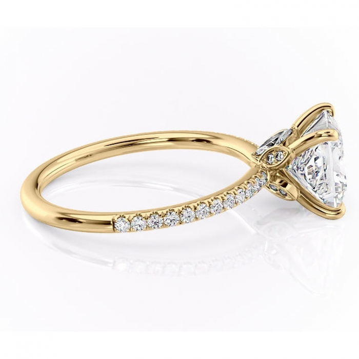 Inel de logodnă Onyxia din aur Galben 14kt cu moissanite tăietură princess – Montură pavé rafinată pentru profil înalt | Personalizează și configurează gratuit online [2]