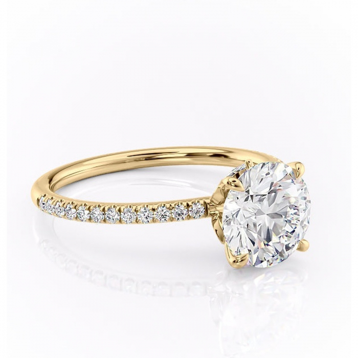 Inel de logodnă Onyxia din aur Galben 14kt cu moissanite tăietură rotundă – Montură pavé rafinată pentru profil înalt | Personalizează și configurează gratuit online [1]