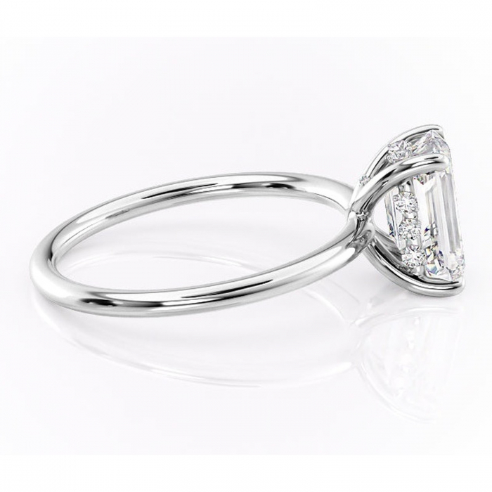 Inel de logodnă Opal din aur Alb 14kt cu moissanite tăietură smarald – Solitar rafinată pentru profil jos | Personalizează și configurează gratuit online [2]