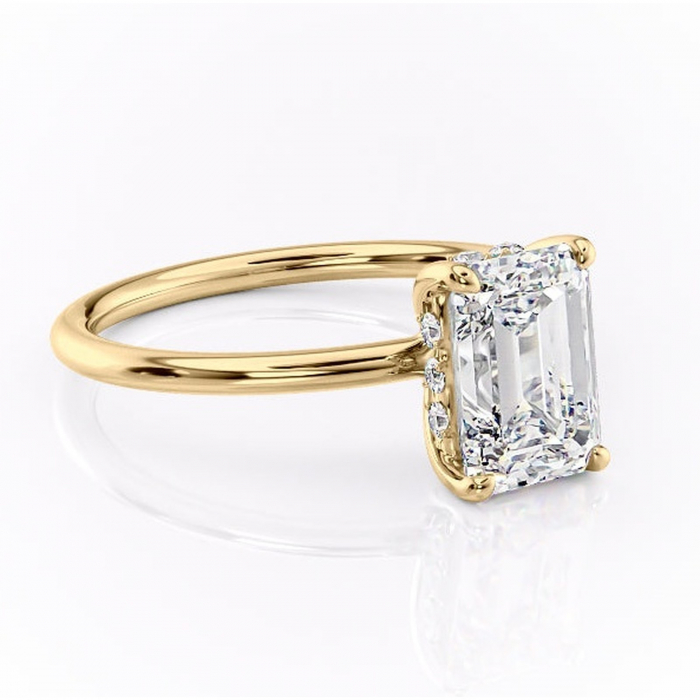 Inel de logodnă Opal din aur Galben 14kt cu moissanite tăietură smarald – Solitar rafinată pentru profil jos | Personalizează și configurează gratuit online [1]