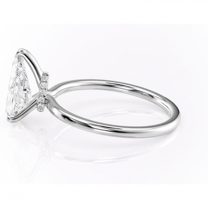 Inel de logodnă Ophelia din aur Alb 14kt cu moissanite tăietură pară – Solitar rafinată pentru profil înalt | Personalizează și configurează gratuit online [6]