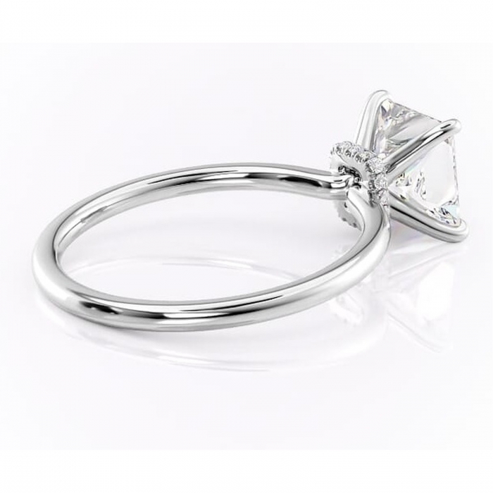 Inel de logodnă Ophelia din aur Alb 14kt cu moissanite tăietură princess – Solitar rafinată pentru profil înalt | Personalizează și configurează gratuit online [3]