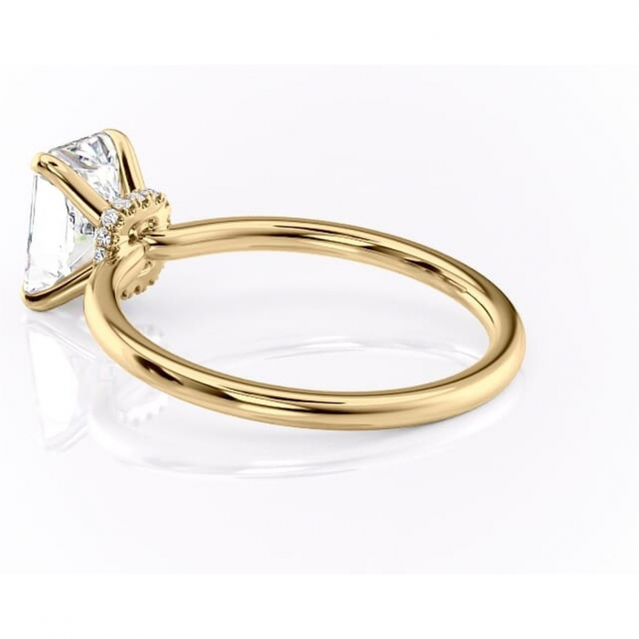 Inel de logodnă Ophelia din aur Galben 18kt cu moissanite tăietură radiantă – Solitar rafinată pentru profil înalt | Personalizează și configurează gratuit online [5]