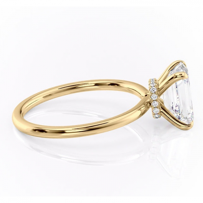 Inel de logodnă Ophelia din aur Galben 14kt cu moissanite tăietură smarald – Solitar rafinată pentru profil înalt | Personalizează și configurează gratuit online [2]
