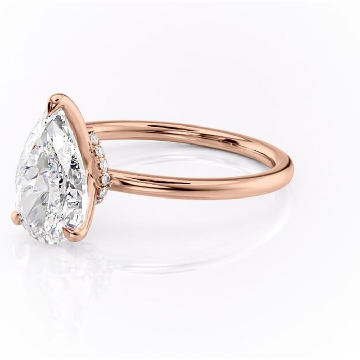 Inel de logodnă Ophelia din aur Rose 18kt cu moissanite tăietură pară – Solitar rafinată pentru profil înalt | Personalizează și configurează gratuit online [7]
