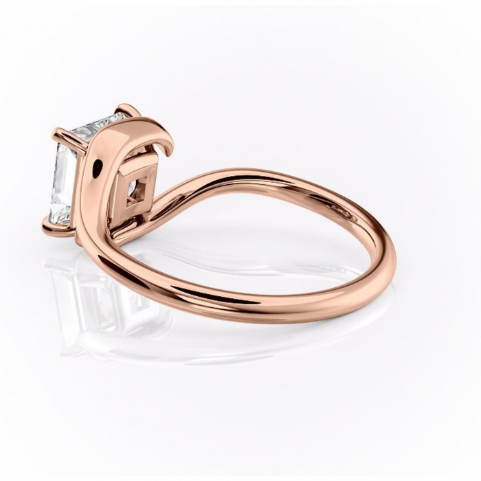Inel de logodnă Orielle din aur Rose 14kt cu moissanite tăietură princess – Solitar rafinată pentru profil mediu | Personalizează și configurează gratuit online [5]