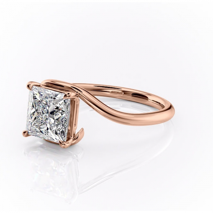 Inel de logodnă Orielle din aur Rose 14kt cu moissanite tăietură princess – Solitar rafinată pentru profil mediu | Personalizează și configurează gratuit online [7]