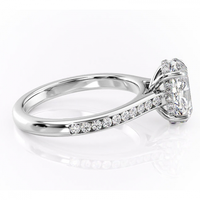 Inel de logodnă Perla din aur Alb 14kt cu moissanite tăietură ovală – Montură cu canal rafinată pentru profil înalt | Personalizează și configurează gratuit online [2]