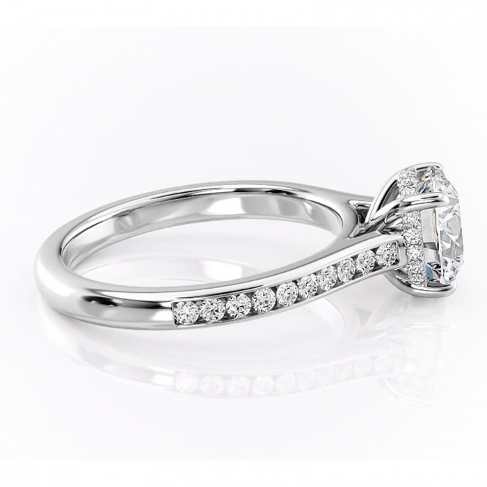 Inel de logodnă Perla din aur Alb 14kt cu moissanite tăietură rotundă – Montură cu canal rafinată pentru profil înalt | Personalizează și configurează gratuit online [2]