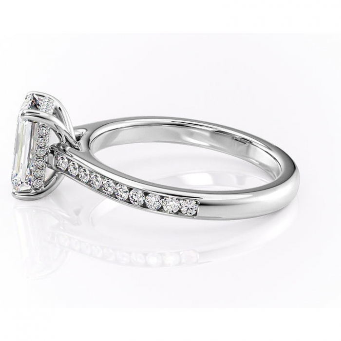 Inel de logodnă Perla din aur Alb 14kt cu moissanite tăietură smarald – Montură cu canal rafinată pentru profil înalt | Personalizează și configurează gratuit online [6]