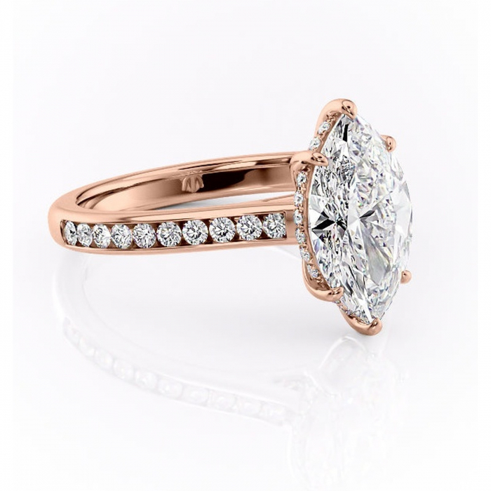 Inel de logodnă Perla din aur Rose 14kt cu moissanite tăietură marquise – Montură cu canal rafinată pentru profil înalt | Personalizează și configurează gratuit online [1]