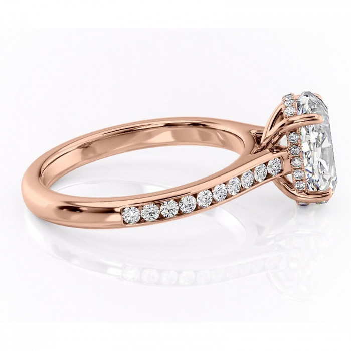 Inel de logodnă Perla din aur Rose 14kt cu moissanite tăietură ovală – Montură cu canal rafinată pentru profil înalt | Personalizează și configurează gratuit online [2]