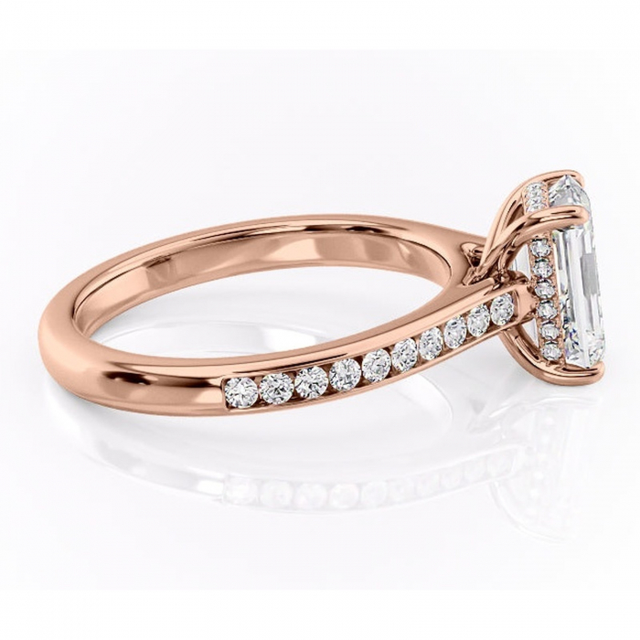 Inel de logodnă Perla din aur Rose 14kt cu moissanite tăietură smarald – Montură cu canal rafinată pentru profil înalt | Personalizează și configurează gratuit online [2]