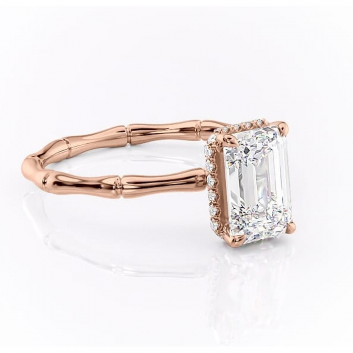 Inel de logodnă Poppy din aur Rose 14kt cu moissanite tăietură smarald – Solitar rafinată pentru profil înalt | Personalizează și configurează gratuit online [1]