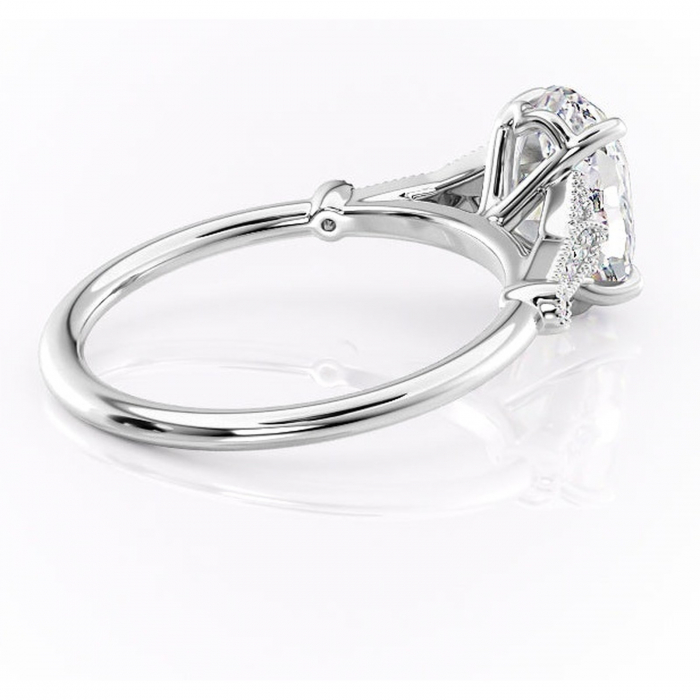 Inel de logodnă Quartzelle din aur Alb 14kt cu moissanite tăietură ovală – Pietre laterale rafinată pentru profil înalt | Personalizează și configurează gratuit online [3]