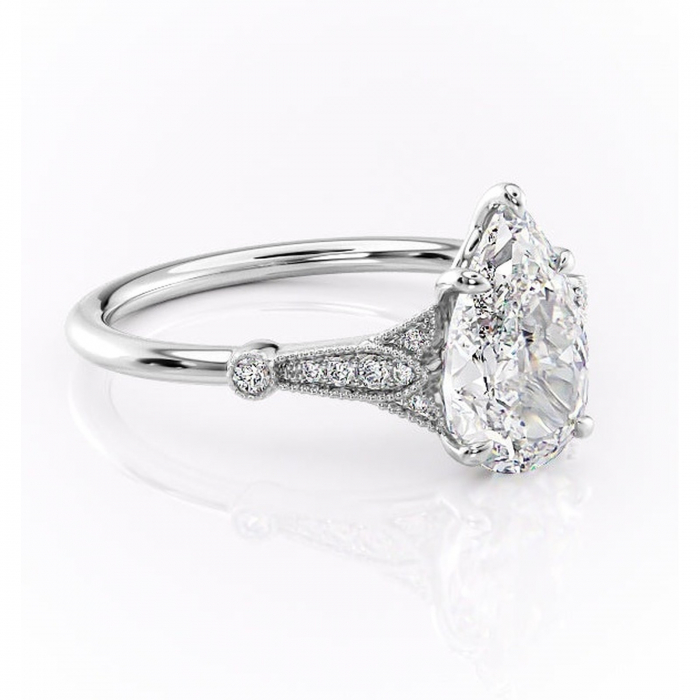 Inel de logodnă Quartzelle din aur Alb 14kt cu moissanite tăietură pară – Pietre laterale rafinată pentru profil înalt | Personalizează și configurează gratuit online [1]