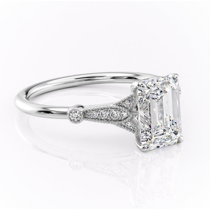 Inel de logodnă Quartzelle din aur Alb 14kt cu moissanite tăietură smarald – Pietre laterale rafinată pentru profil înalt | Personalizează și configurează gratuit online [1]