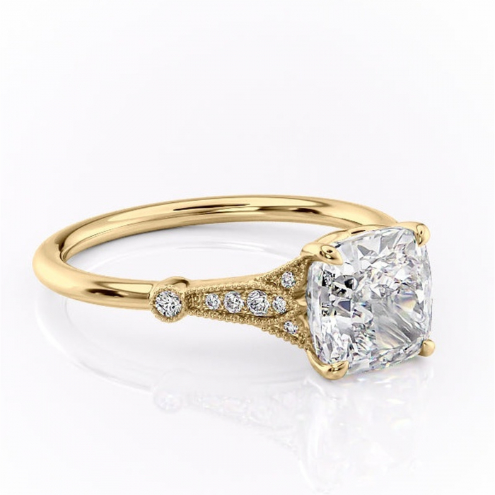 Inel de logodnă Quartzelle din aur Galben 14kt cu moissanite tăietură pernă – Pietre laterale rafinată pentru profil înalt | Personalizează și configurează gratuit online [1]