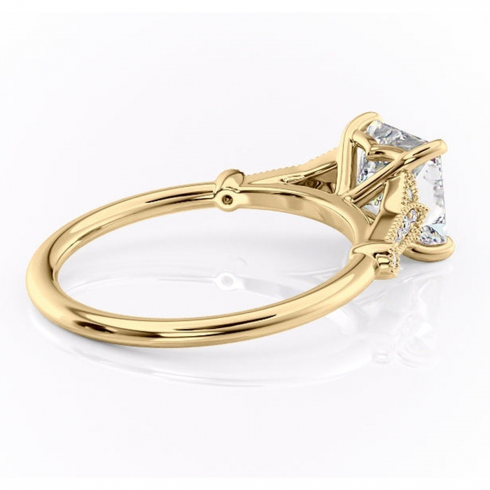 Inel de logodnă Quartzelle din aur Galben 14kt cu moissanite tăietură princess – Pietre laterale rafinată pentru profil înalt | Personalizează și configurează gratuit online [3]