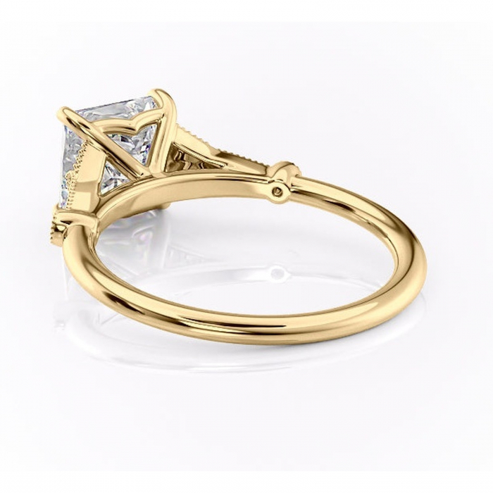 Inel de logodnă Quartzelle din aur Galben 14kt cu moissanite tăietură princess – Pietre laterale rafinată pentru profil înalt | Personalizează și configurează gratuit online [4]