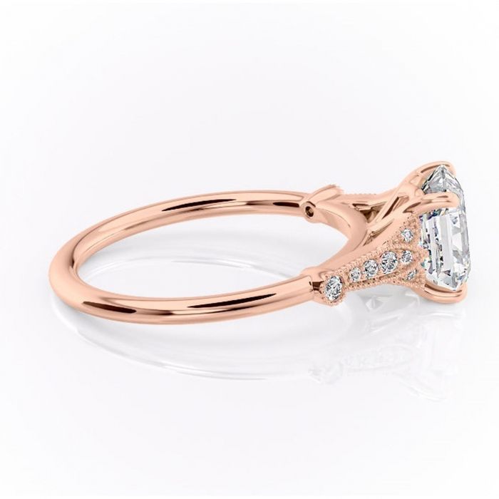 Inel de logodnă Quartzelle din aur Rose 14kt cu moissanite tăietură asscher – Pietre laterale rafinată pentru profil înalt | Personalizează și configurează gratuit online [2]