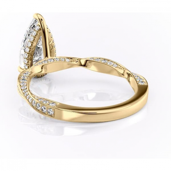 Inel de logodnă Rhea din aur Galben 18kt cu moissanite tăietură pară – Montură pavé rafinată pentru profil înalt | Personalizează și configurează gratuit online [4]