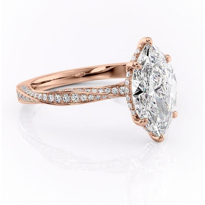 Inel de logodnă Rhea din aur Rose 18kt cu moissanite tăietură marquise – Montură pavé rafinată pentru profil înalt | Personalizează și configurează gratuit online [1]