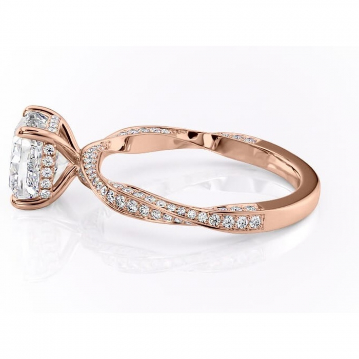 Inel de logodnă Rhea din aur Rose 14kt cu moissanite tăietură pernă – Montură pavé rafinată pentru profil înalt | Personalizează și configurează gratuit online [6]