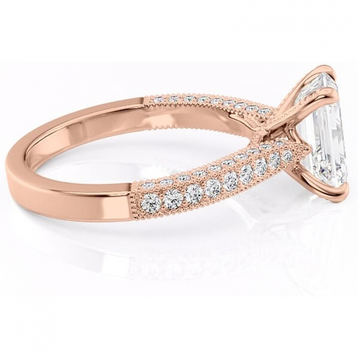 Inel de logodnă Romy din aur Rose 14kt cu moissanite tăietură smarald – Montură pavé rafinată pentru profil înalt | Personalizează și configurează gratuit online [2]