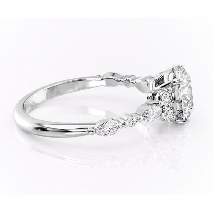 Inel de logodnă Rosamund din aur Alb 14kt cu moissanite tăietură rotundă – Pietre laterale rafinată pentru profil mediu | Personalizează și configurează gratuit online [2]