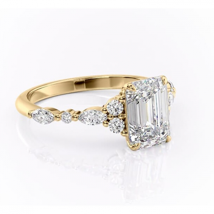 Inel de logodnă Rosamund din aur Galben 18kt cu moissanite tăietură smarald – Pietre laterale rafinată pentru profil mediu | Personalizează și configurează gratuit online [1]