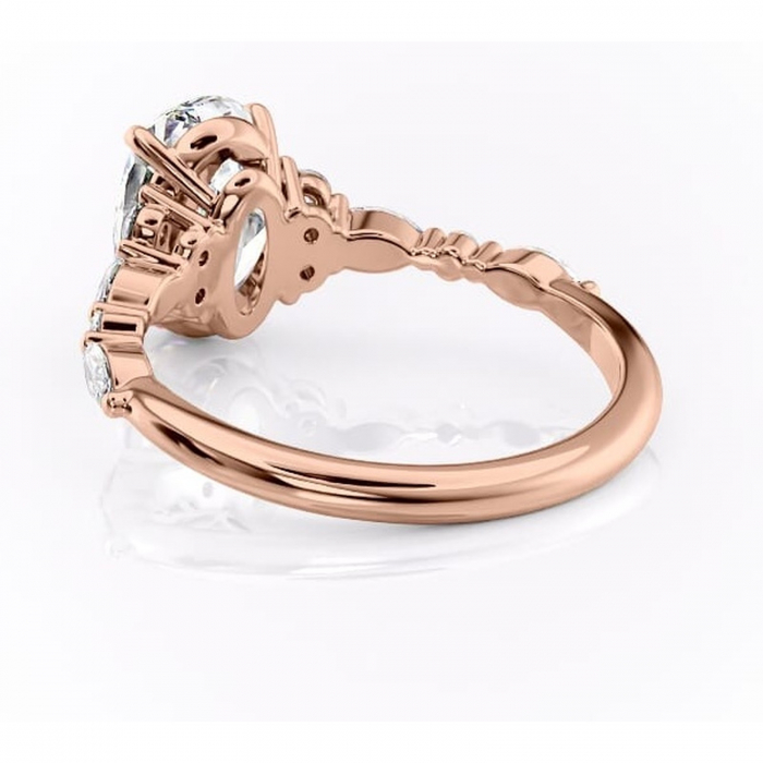 Inel de logodnă Rosamund din aur Rose 14kt cu moissanite tăietură ovală – Pietre laterale rafinată pentru profil mediu | Personalizează și configurează gratuit online [4]