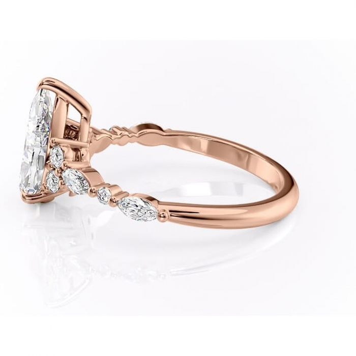Inel de logodnă Rosamund din aur Rose 18kt cu moissanite tăietură pară – Pietre laterale rafinată pentru profil mediu | Personalizează și configurează gratuit online [6]