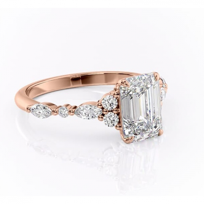 Inel de logodnă Rosamund din aur Rose 14kt cu moissanite tăietură smarald – Pietre laterale rafinată pentru profil mediu | Personalizează și configurează gratuit online [1]