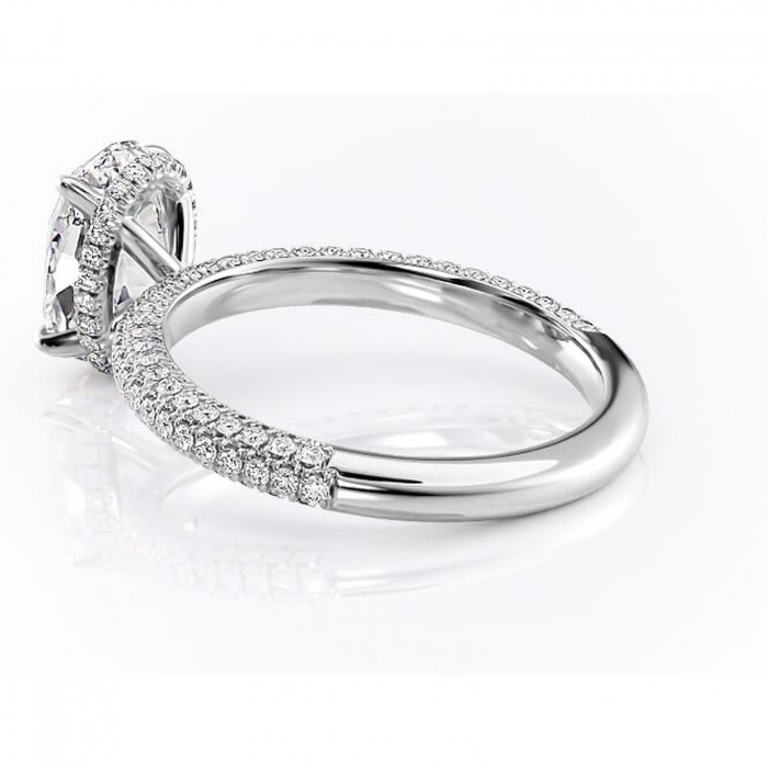 Inel de logodnă Rosewyn din aur Alb 14kt cu moissanite tăietură ovală – Montură pavé rafinată pentru profil înalt | Personalizează și configurează gratuit online [5]