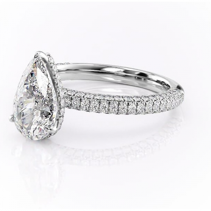 Inel de logodnă Rosewyn din aur Alb 18kt cu moissanite tăietură pară – Montură pavé rafinată pentru profil înalt | Personalizează și configurează gratuit online [7]