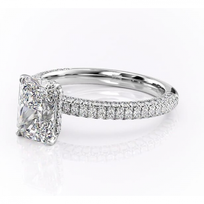 Inel de logodnă Rosewyn din aur Alb 18kt cu moissanite tăietură radiantă – Montură pavé rafinată pentru profil înalt | Personalizează și configurează gratuit online [7]