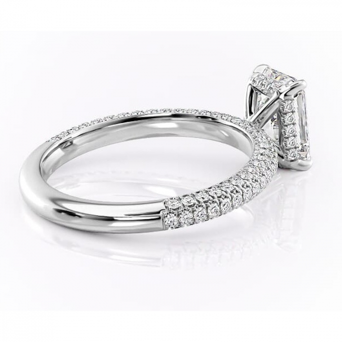 Inel de logodnă Rosewyn din aur Alb 18kt cu moissanite tăietură radiantă – Montură pavé rafinată pentru profil înalt | Personalizează și configurează gratuit online [3]