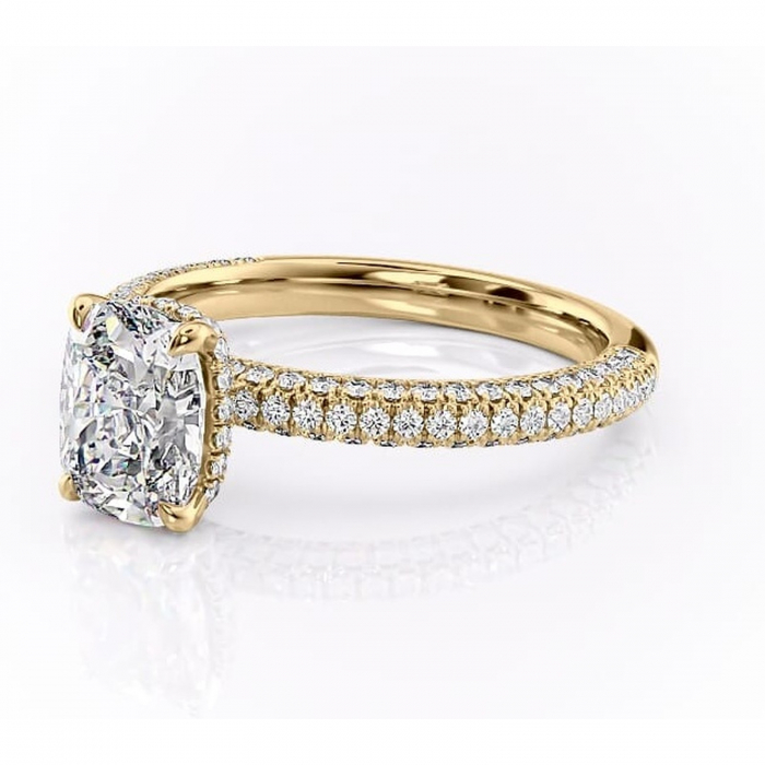 Inel de logodnă Rosewyn din aur Galben 14kt cu moissanite tăietură pernă – Montură pavé rafinată pentru profil înalt | Personalizează și configurează gratuit online [7]