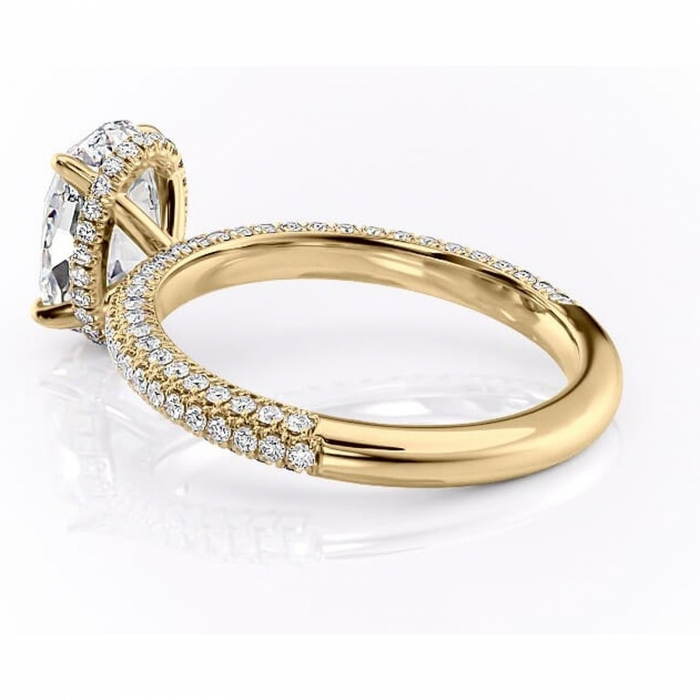 Inel de logodnă Rosewyn din aur Galben 14kt cu moissanite tăietură ovală – Montură pavé rafinată pentru profil înalt | Personalizează și configurează gratuit online [5]