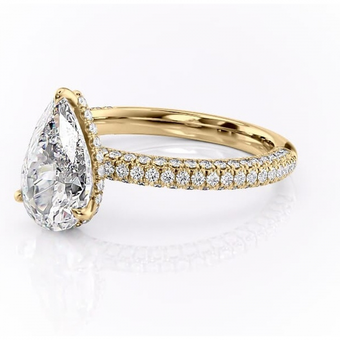 Inel de logodnă Rosewyn din aur Galben 18kt cu moissanite tăietură pară – Montură pavé rafinată pentru profil înalt | Personalizează și configurează gratuit online [7]