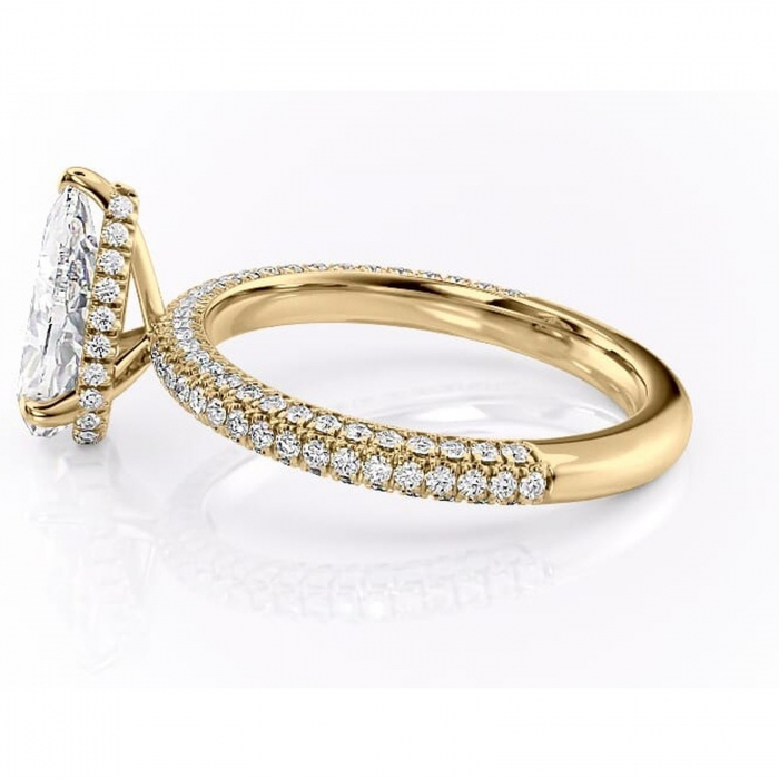 Inel de logodnă Rosewyn din aur Galben 18kt cu moissanite tăietură pară – Montură pavé rafinată pentru profil înalt | Personalizează și configurează gratuit online [6]