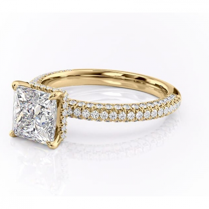 Inel de logodnă Rosewyn din aur Galben 14kt cu moissanite tăietură princess – Montură pavé rafinată pentru profil înalt | Personalizează și configurează gratuit online [7]