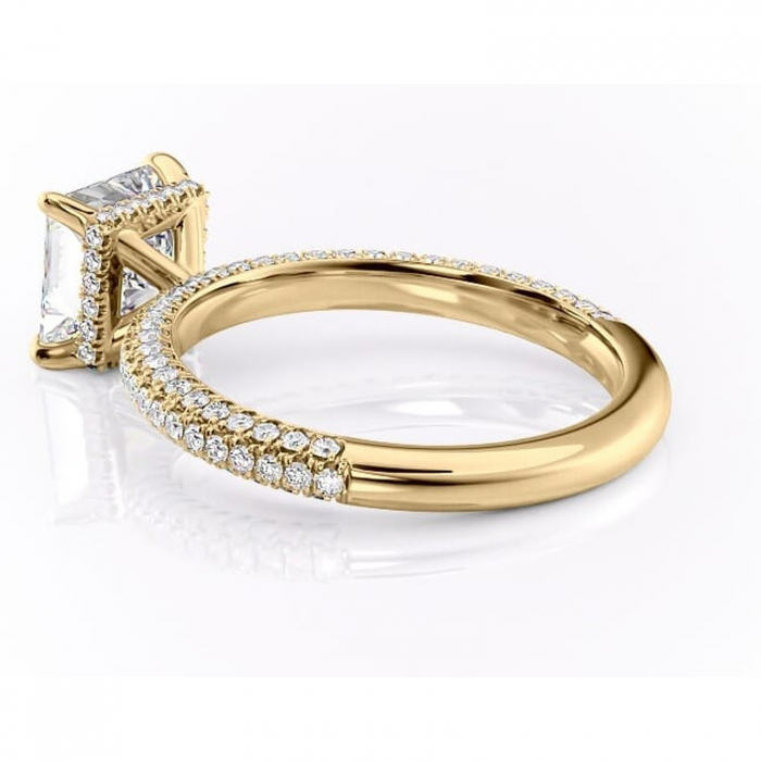 Inel de logodnă Rosewyn din aur Galben 14kt cu moissanite tăietură princess – Montură pavé rafinată pentru profil înalt | Personalizează și configurează gratuit online [5]