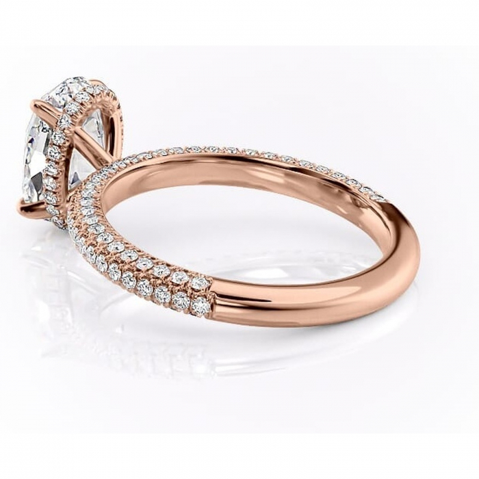 Inel de logodnă Rosewyn din aur Rose 14kt cu moissanite tăietură ovală – Montură pavé rafinată pentru profil înalt | Personalizează și configurează gratuit online [5]
