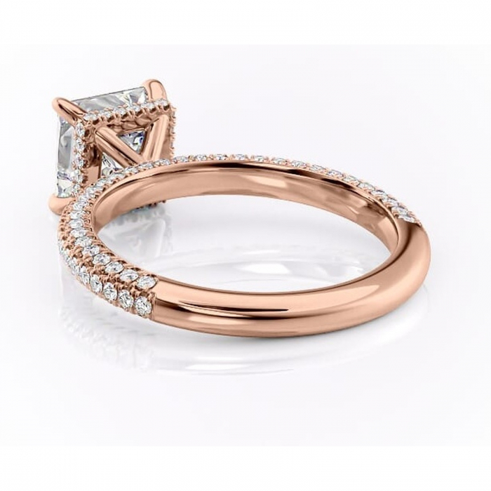 Inel de logodnă Rosewyn din aur Rose 14kt cu moissanite tăietură princess – Montură pavé rafinată pentru profil înalt | Personalizează și configurează gratuit online [4]